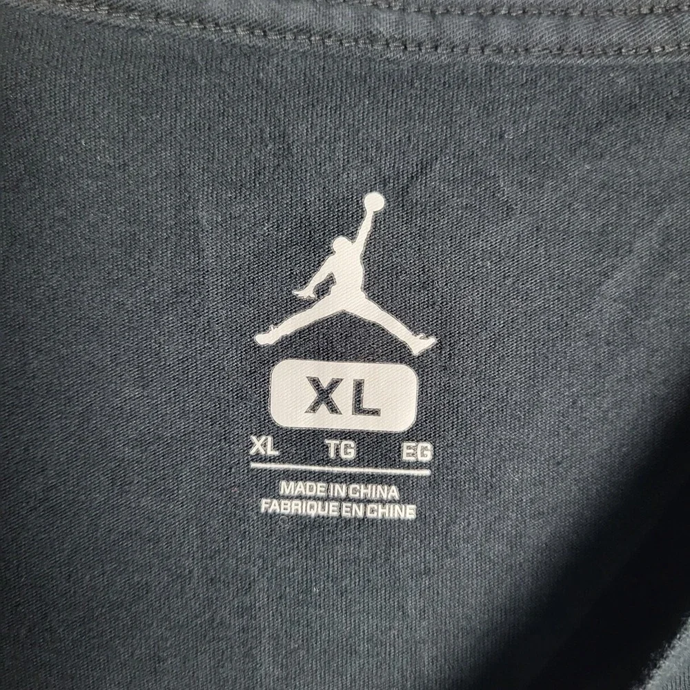 RARE Young Michael Jordan Outstretched Arms Tshirt Men XL‎ Black Wings Collector